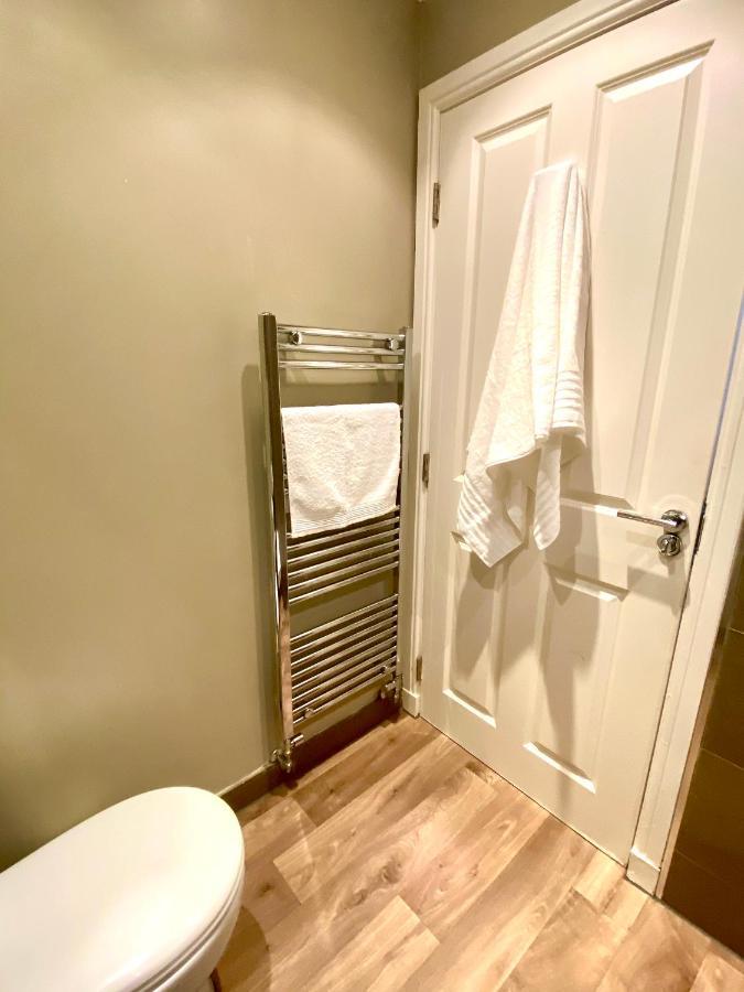 Advocates Apartment Единбург Екстериор снимка